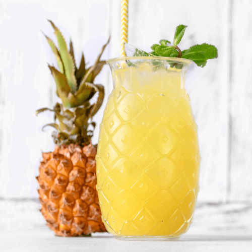 malibu and pineapple cocktail